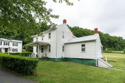 3941 Churchville Avenue Churchville VA 24421