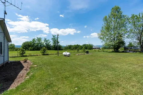 1802 North River Road Mount Solon VA 22843