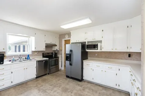 1802 North River Road Mount Solon VA 22843