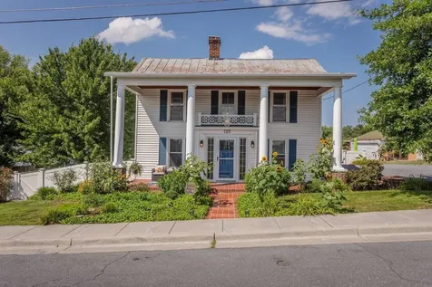 125 Mason Street Broadway VA 22815