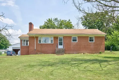 249 South East Side Highway Elkton VA 22827