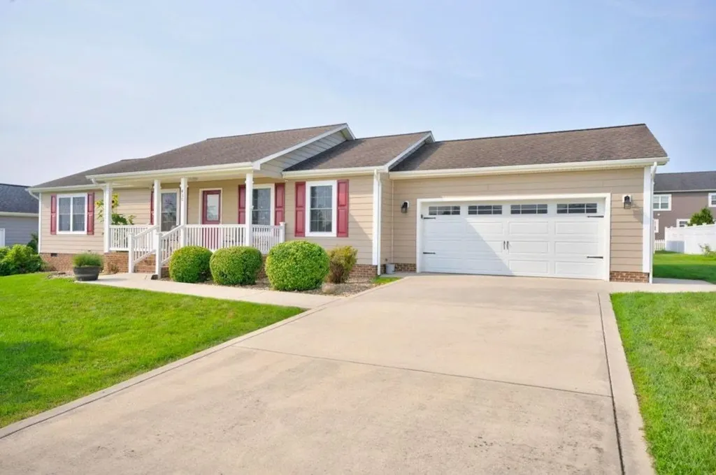 430 Coyote Run Broadway VA 22815