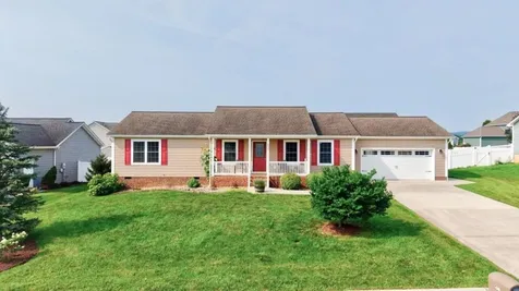 430 Coyote Run Broadway VA 22815