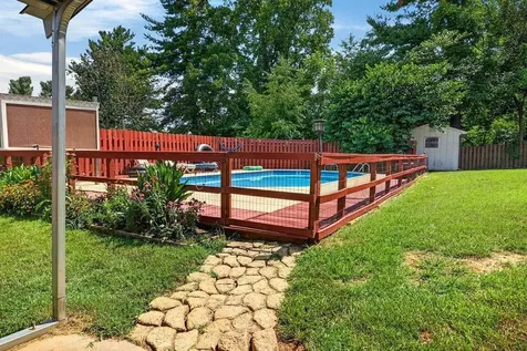 2412 Mt Vernon Street Waynesboro VA 22980