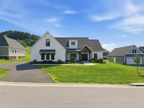 165 Rolling Oaks Drive Fishersville VA 22939