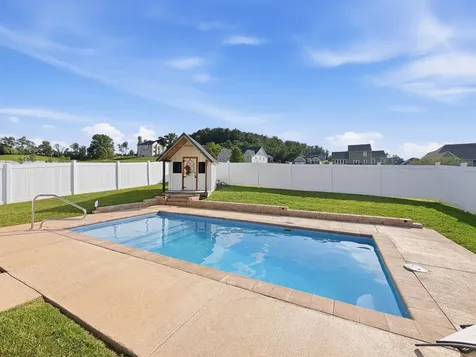 165 Rolling Oaks Drive Fishersville VA 22939