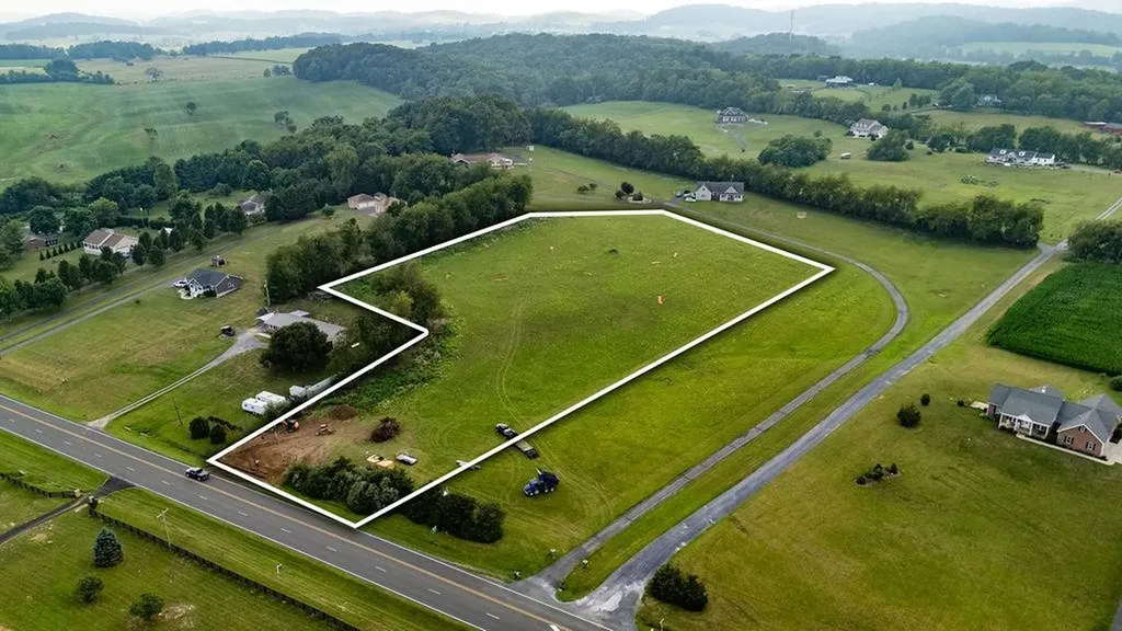 Tbd Lee Jackson Highway Greenville VA 24440