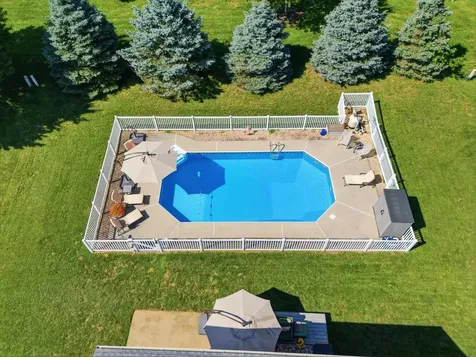 21 Amelia Drive Waynesboro VA 22980
