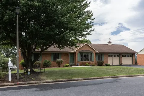 107 Dogwood Drive Bridgewater VA 22812