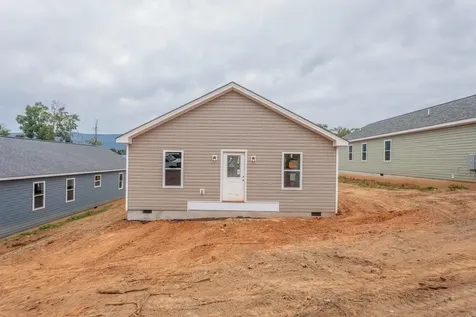 391 Trenton Avenue Shenandoah VA 22849