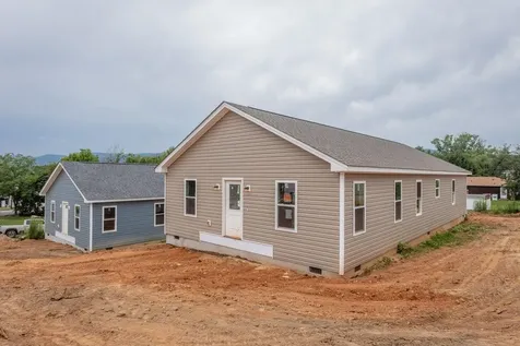 391 Trenton Avenue Shenandoah VA 22849
