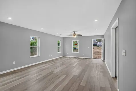391 Trenton Avenue Shenandoah VA 22849