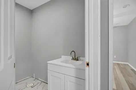 387 Trenton Avenue Shenandoah VA 22849