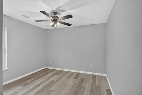 387 Trenton Avenue Shenandoah VA 22849