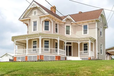 102 Houff Road Weyers Cave VA 24486