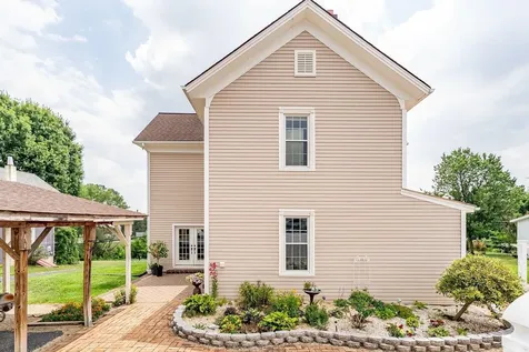 102 Houff Road Weyers Cave VA 24486