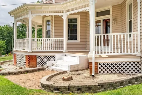 102 Houff Road Weyers Cave VA 24486