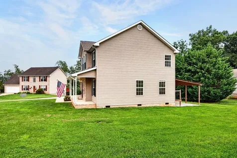 7 Little John Court Waynesboro VA 22980