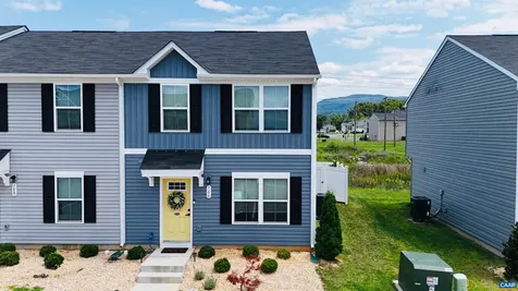 766 Carson Circle Grottoes VA 24441
