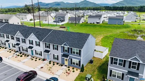 766 Carson Circle Grottoes VA 24441