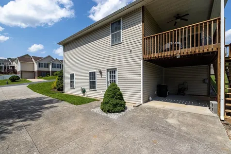 1655 Briarcrest Drive Rockingham VA 22801