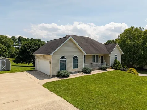 1655 Briarcrest Drive Rockingham VA 22801