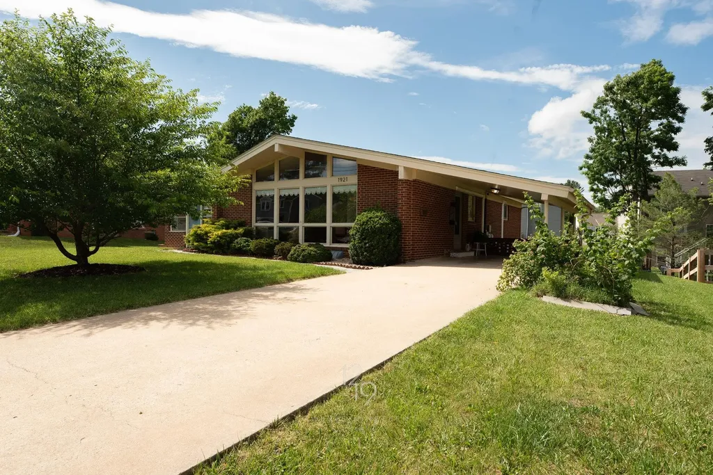 1921 Talbott Place N Waynesboro VA 22980