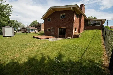 1921 Talbott Place N Waynesboro VA 22980