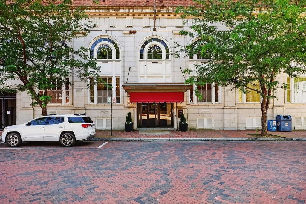 500 Court Square Charlottesville VA 22902