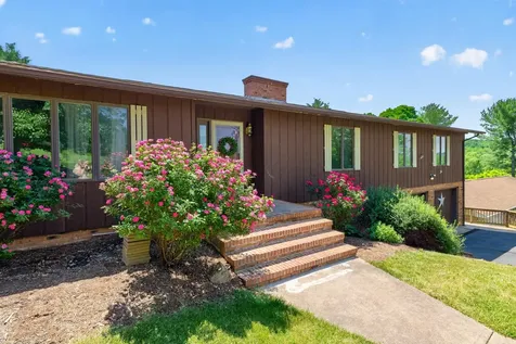 9510 Shenandoah Drive New Market VA 22844