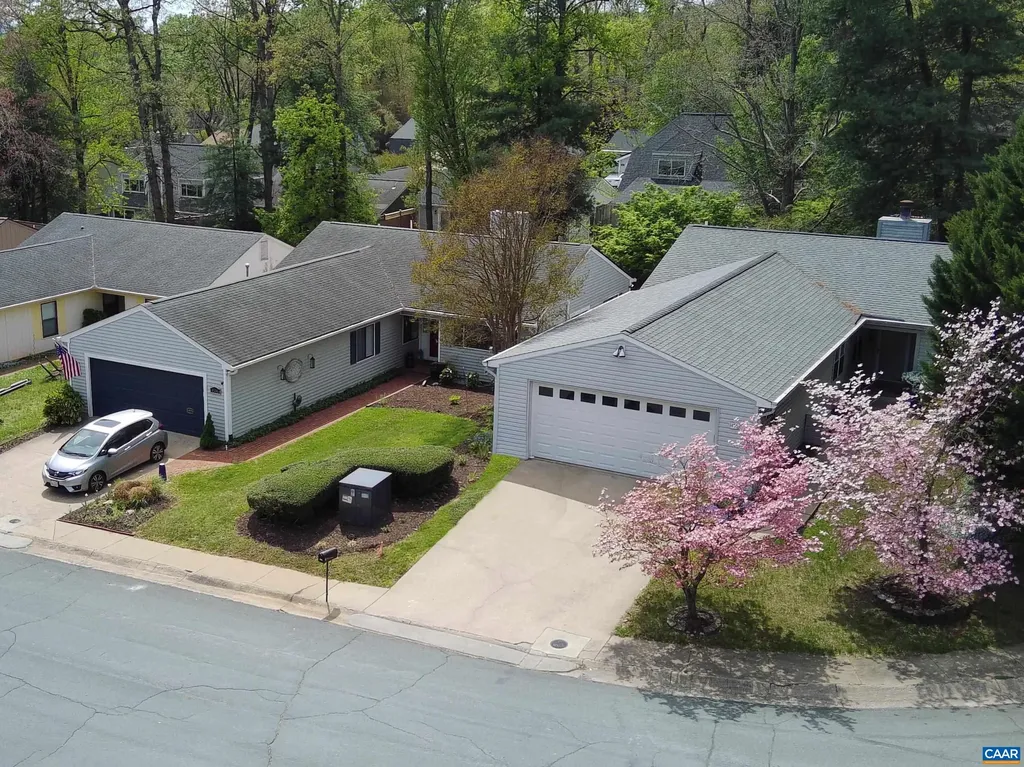 1498 Lake Forest Drive Charlottesville VA 22901