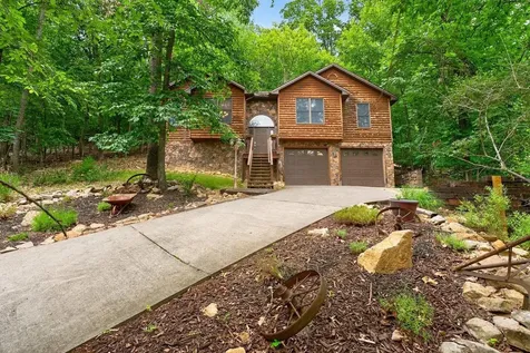 299 Turkey Drive Mcgaheysville VA 22840