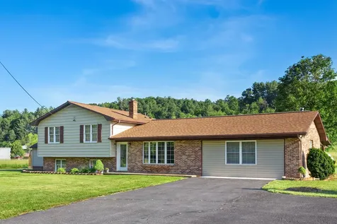 1659 Crab Run Road Mathias WV 26812