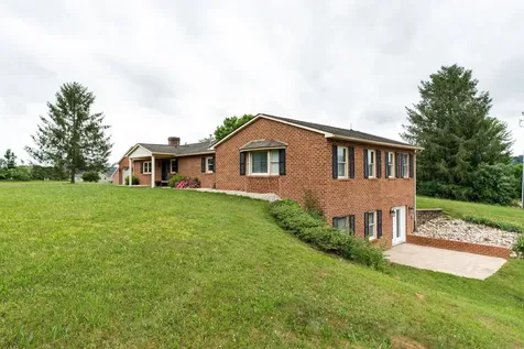 409 Steeles Fort Road Raphine VA 24472