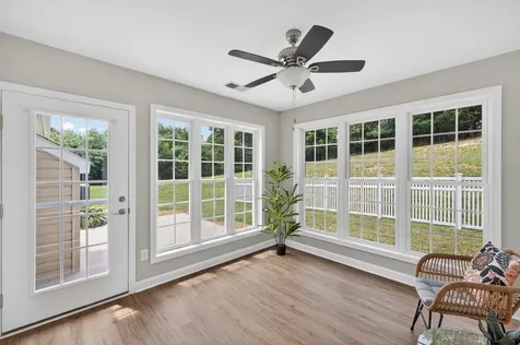 26 Oak View Drive Staunton VA 24401