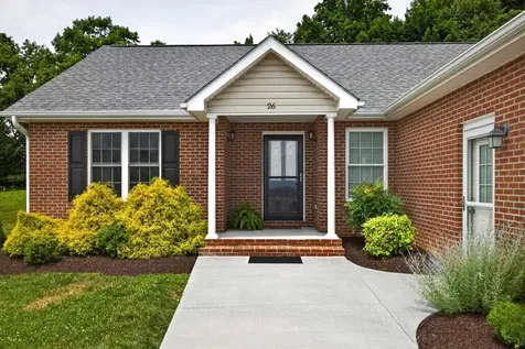 26 Oak View Drive Staunton VA 24401