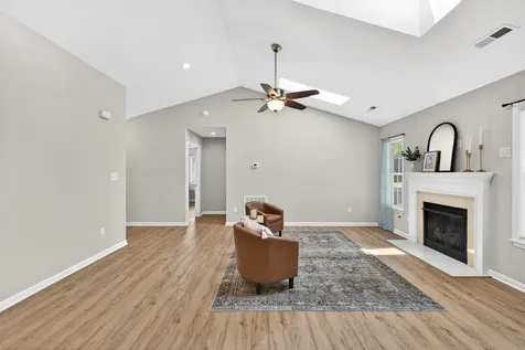 26 Oak View Drive Staunton VA 24401