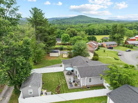 1334 Keesling Avenue Waynesboro VA 22980