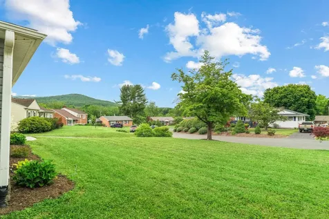 1334 Keesling Avenue Waynesboro VA 22980