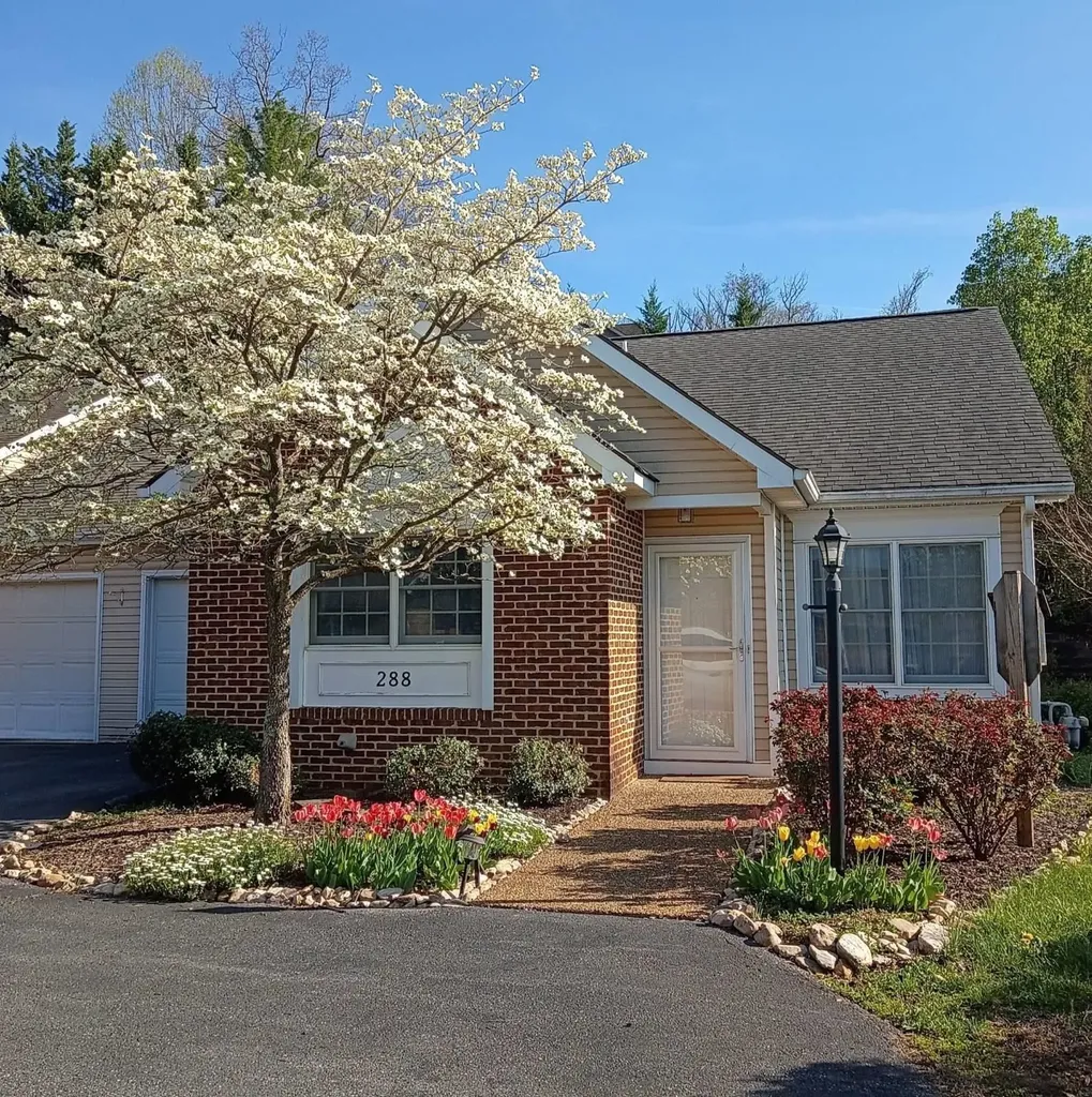 288 Emerald Drive Harrisonburg VA 22801