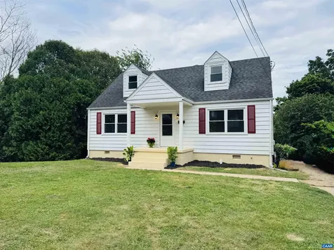 1607 Skymont Creek Staunton VA 24401