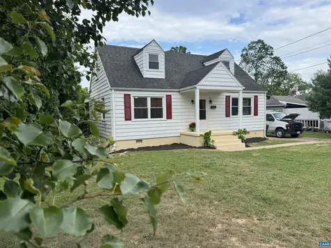 1607 Skymont Creek Staunton VA 24401