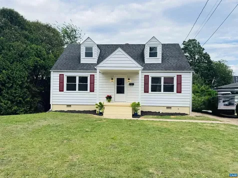 1607 Skymont Creek Staunton VA 24401