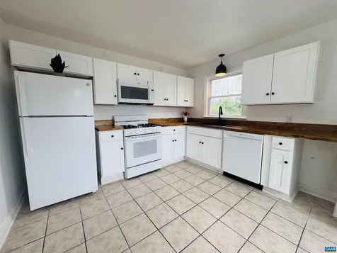 1607 Skymont Creek Staunton VA 24401