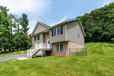 2275 Raphine Road Raphine VA 24472