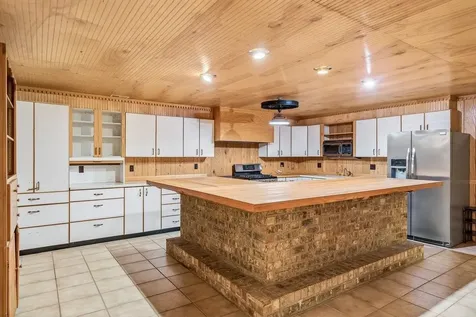 609 Lime Kiln Drive Rockingham VA 22802