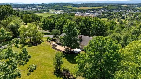 609 Lime Kiln Drive Rockingham VA 22802