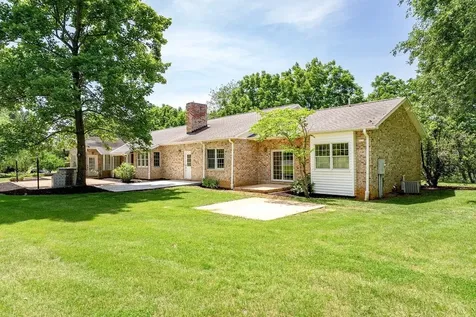 609 Lime Kiln Drive Rockingham VA 22802