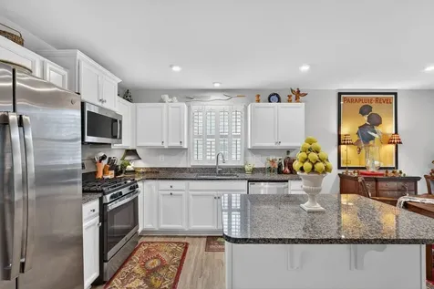 33 South Peak Drive Mcgaheysville VA 22840