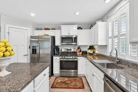 33 South Peak Drive Mcgaheysville VA 22840